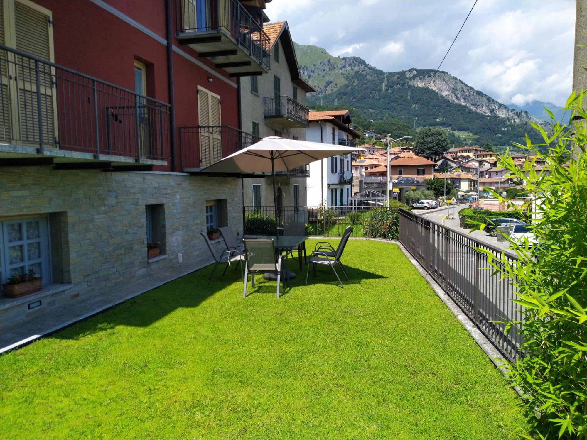 Апартаменты Venanzio! Pianello Del Lario Экстерьер фото
