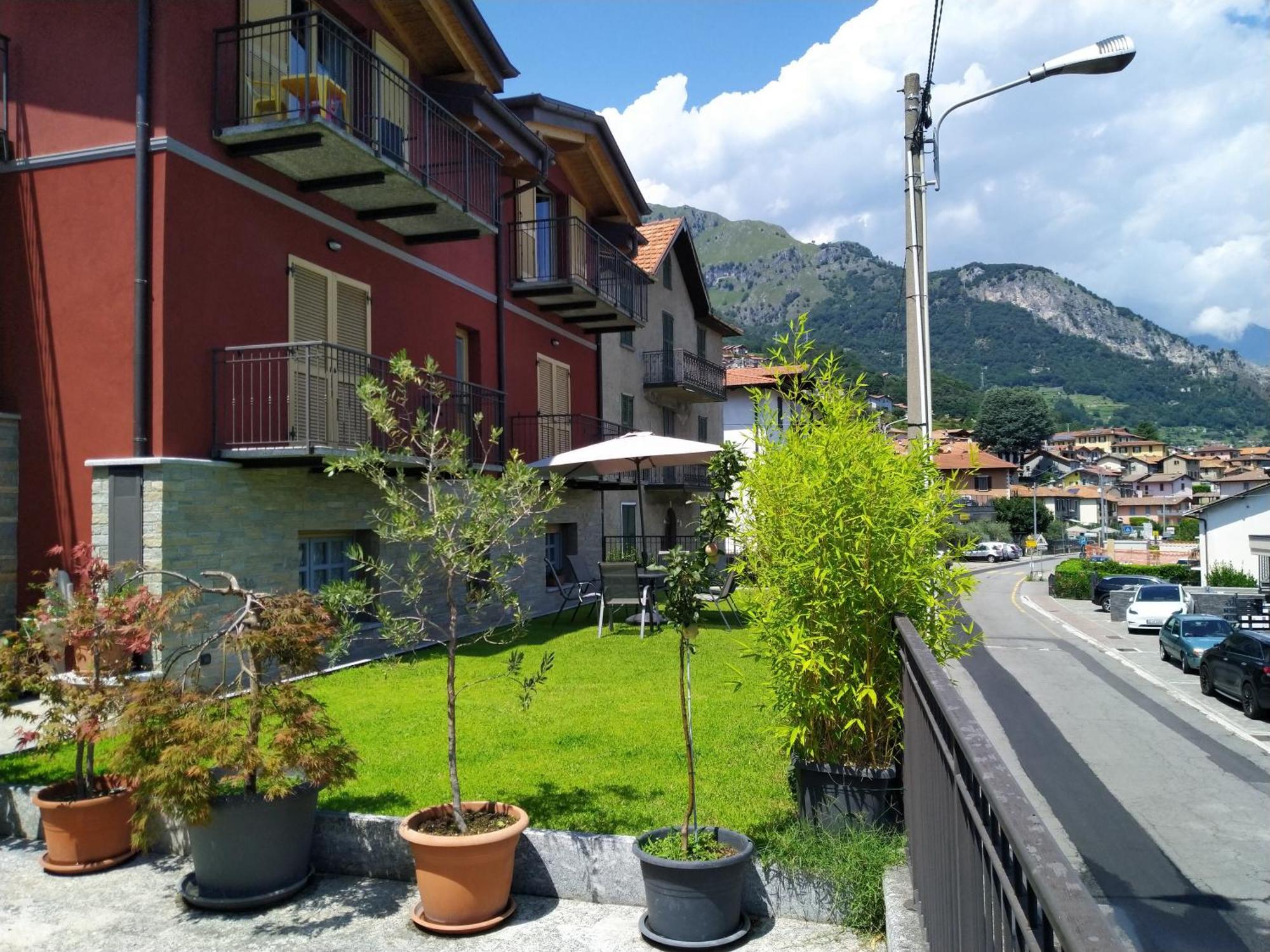 Апартаменты Venanzio! Pianello Del Lario Экстерьер фото